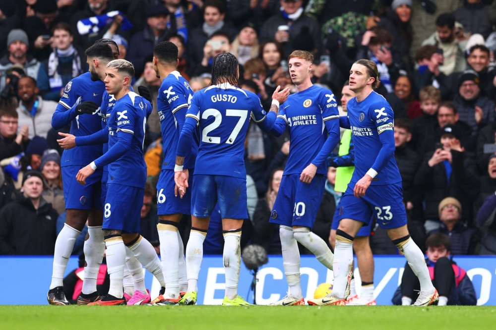 和三笘薰合影的11岁小球员有日本和法国血统，出自吉田麻也担任院长的青训机构