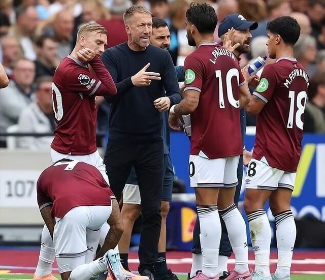 国足进攻体系如何改进？