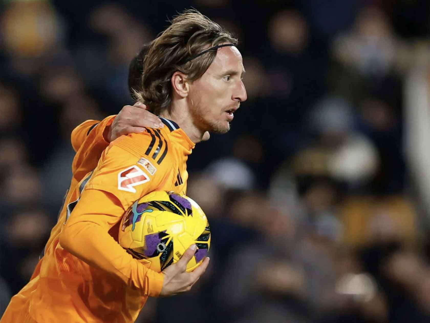 电讯报：若萨拉赫希望离队，沙特联赛有能力出资引进他