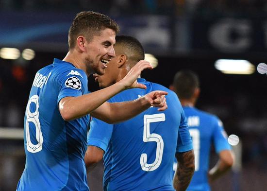 对手被压到无法呼吸