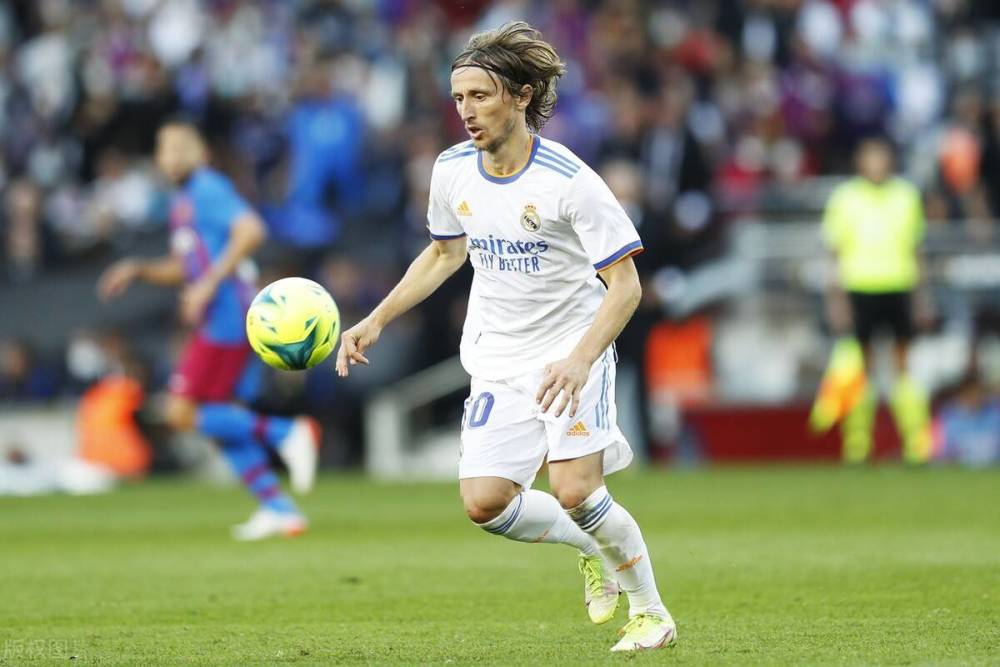 英媒：桑乔等4人将在曼联一线队回归后被下放至U21更衣室