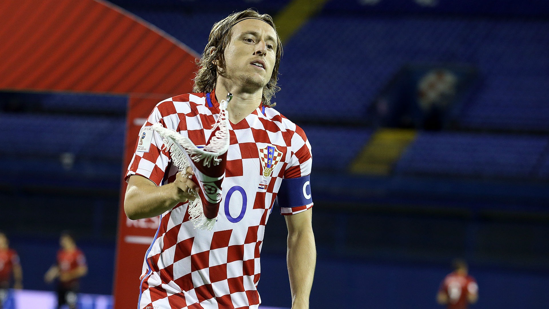 上海申花迎建队32周年纪念日，俱乐部官方发布庆贺海报